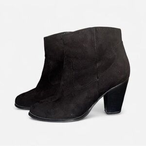 Forever 21 Black Heeled Boots